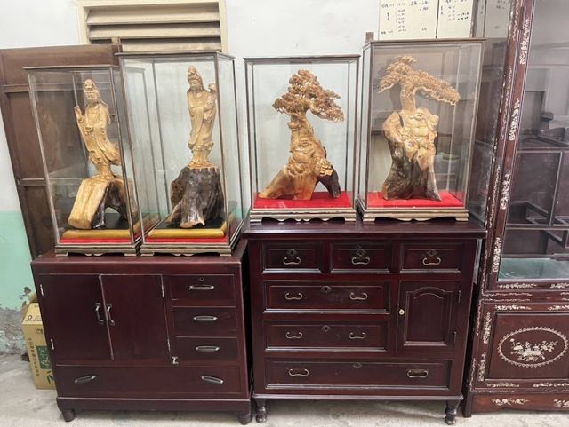 傳承二手家具 - 苗栗 通霄 古董家具推薦 紅木家具首選 收購好評 仿古家具 木雕藝術品買賣 老家具 實木家具收購 高CP值二手家具 中古家俱收購
