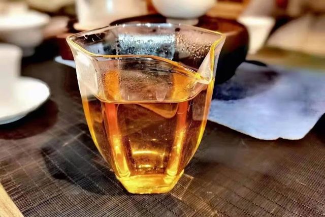 三發真道茶行