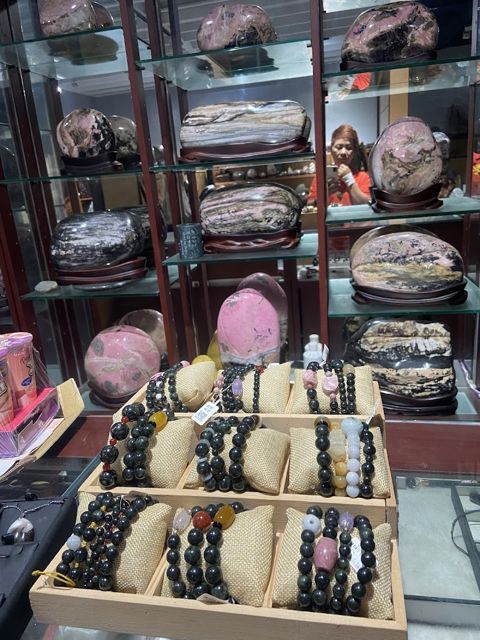 弘一玫瑰石工作室