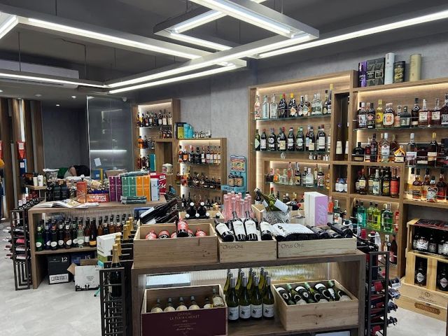 邦妮企業-葡園建平酒類專賣店 대만 위스키 전문점 Wine and Whisky Store